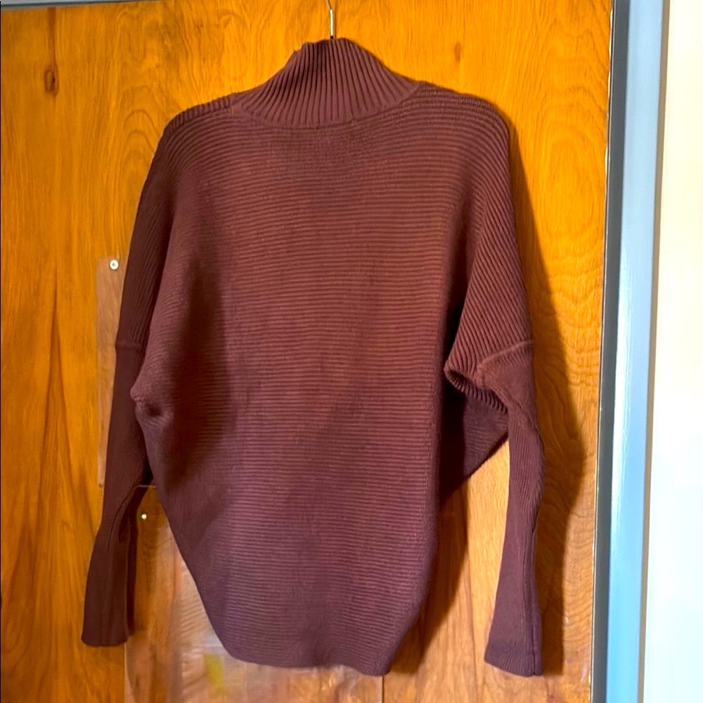 Elan Brown Women's Sweater - Picture 5 of 6